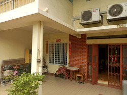 Lorong Sarina (D14), Terrace #628493131